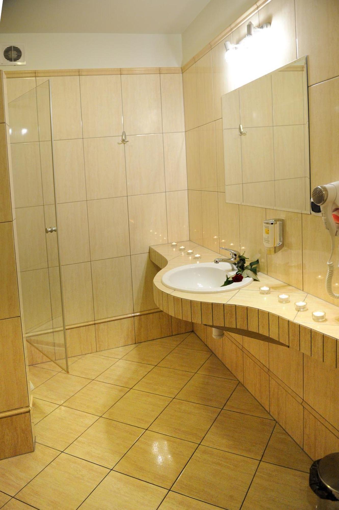 Hotel Czardasz Koziegłowy Εξωτερικό φωτογραφία